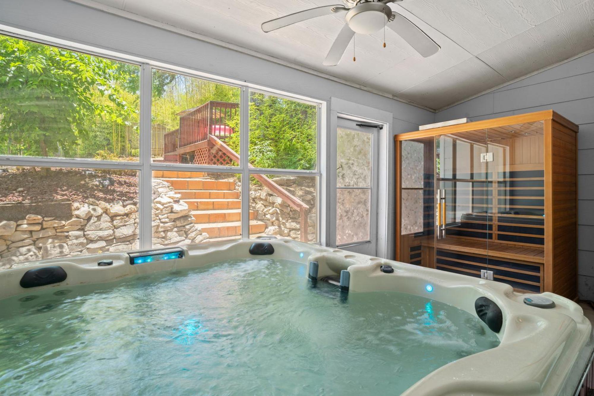 Bamboo Oasis-Relaxing Hot Tub-Family Time Villa ซานอันโตนิโอ ภายนอก รูปภาพ